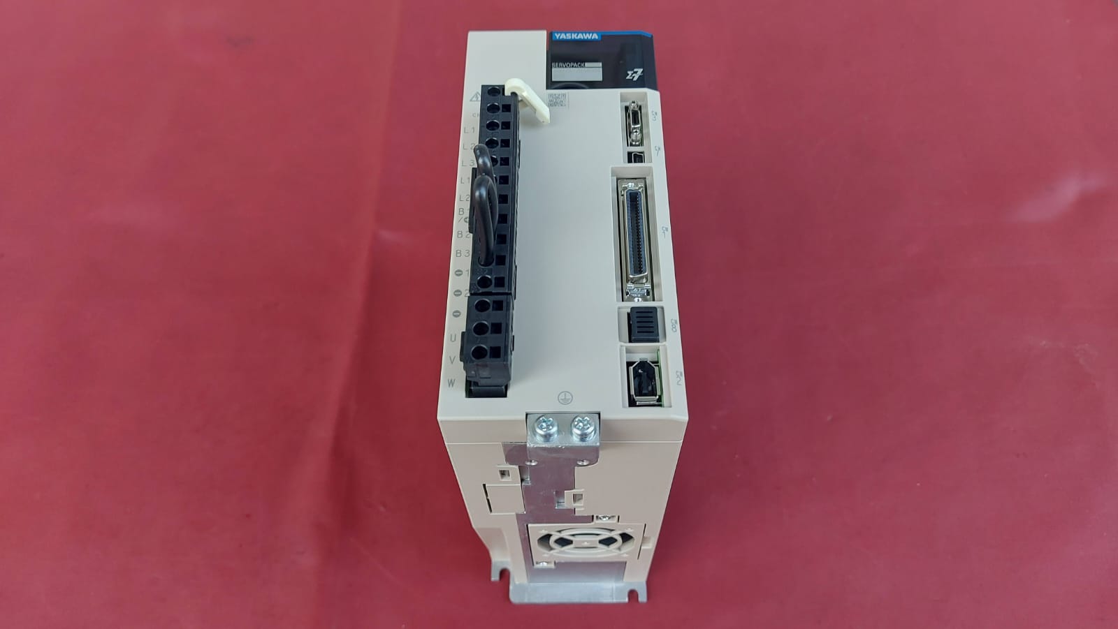 YASKAWA SGD7S-7R6A00A002 SGD7S 7R6A00A002 SGD7S7R6A00A002 SGD7S-7R6A00A 002